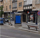 R18-030825 - Mariano Catalina bajada estación Renfe 